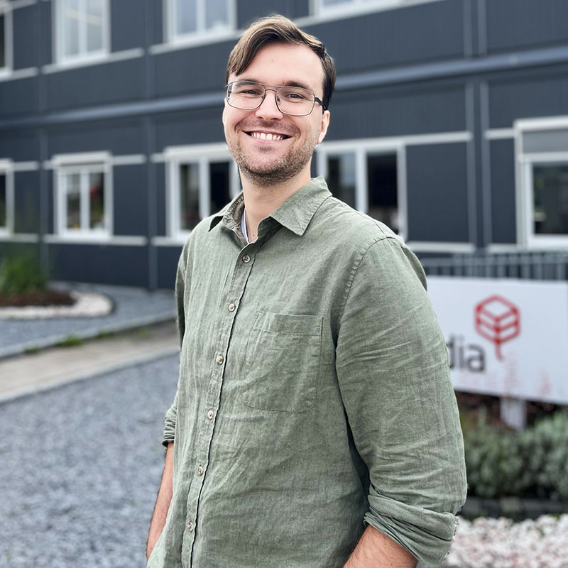 adam waltari, expandia