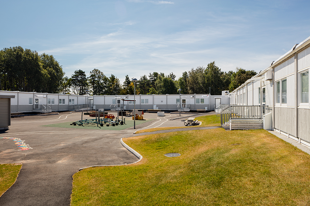 Paviljong Smaragdgatans fsk i Västra Frölunda, moduler med lekplats och gröntområde