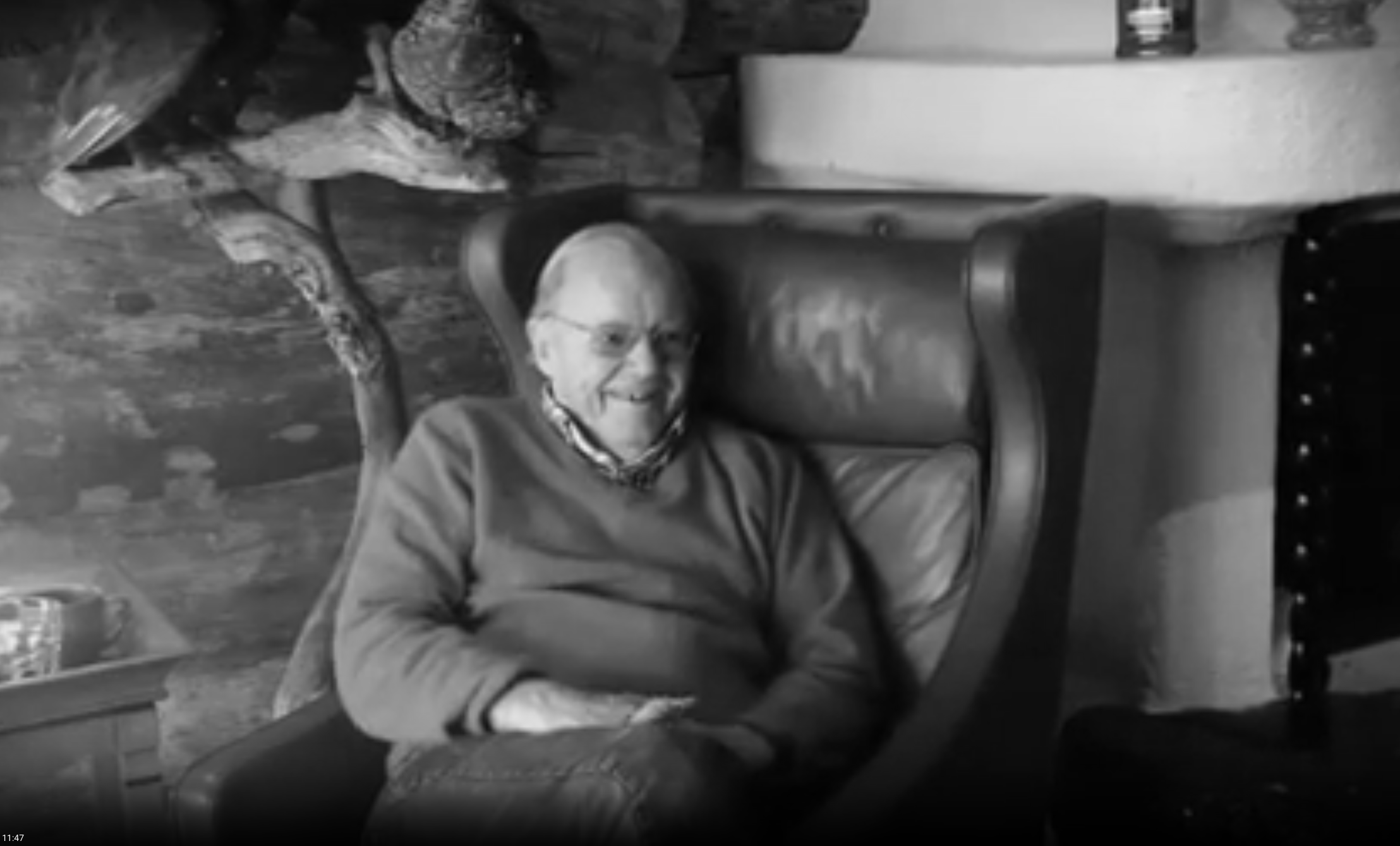 Kjell Sköld expandias grundare i svartvitt foto